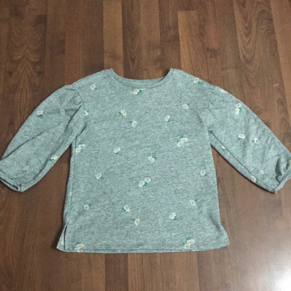 Daisy sweater